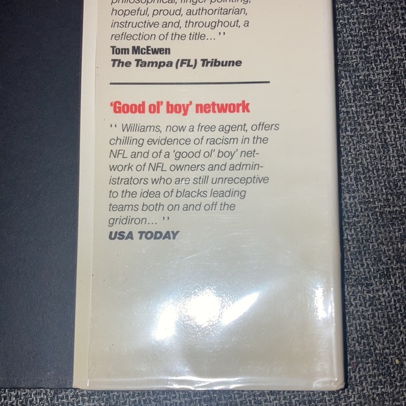 ππ Quarterblack: Shattering the NFL Myth | Hardback Book | Doug Williams βπΎπ - Picture 8 of 11